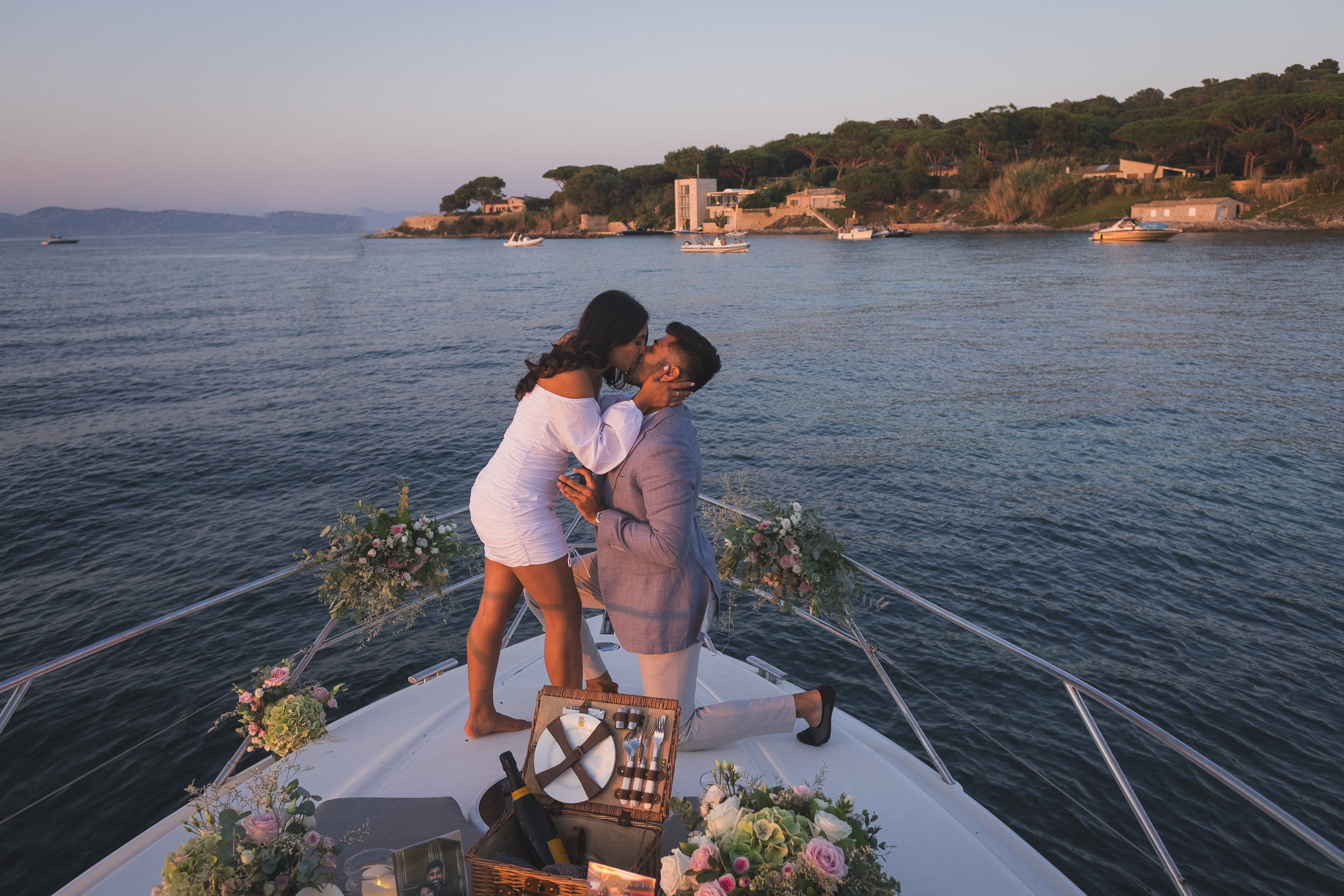 Saint-Tropez-Yacht-Boat-Proposal-1024