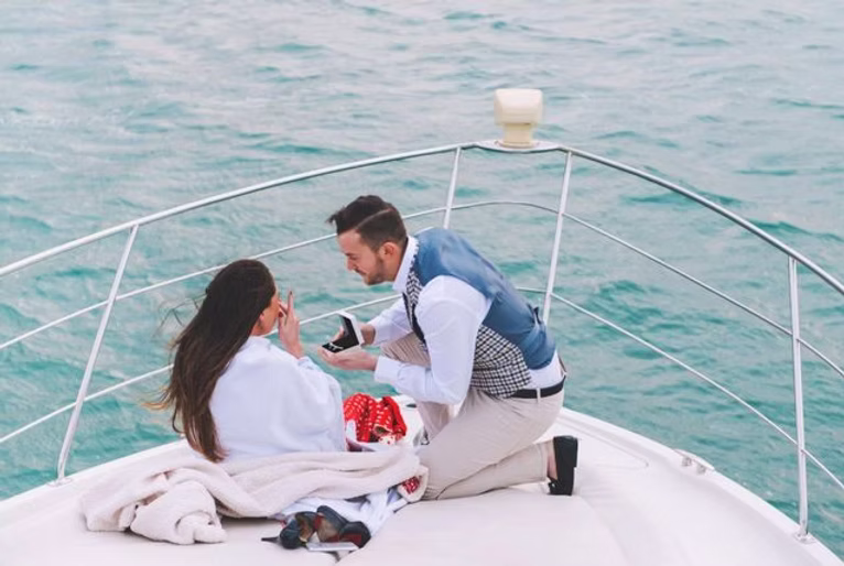 wedding proposal yacht